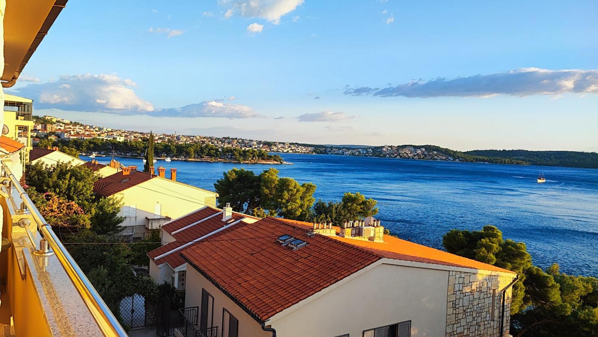 Villa Penava, Private Beach, Pool And 7Min To Trogir Extérieur photo