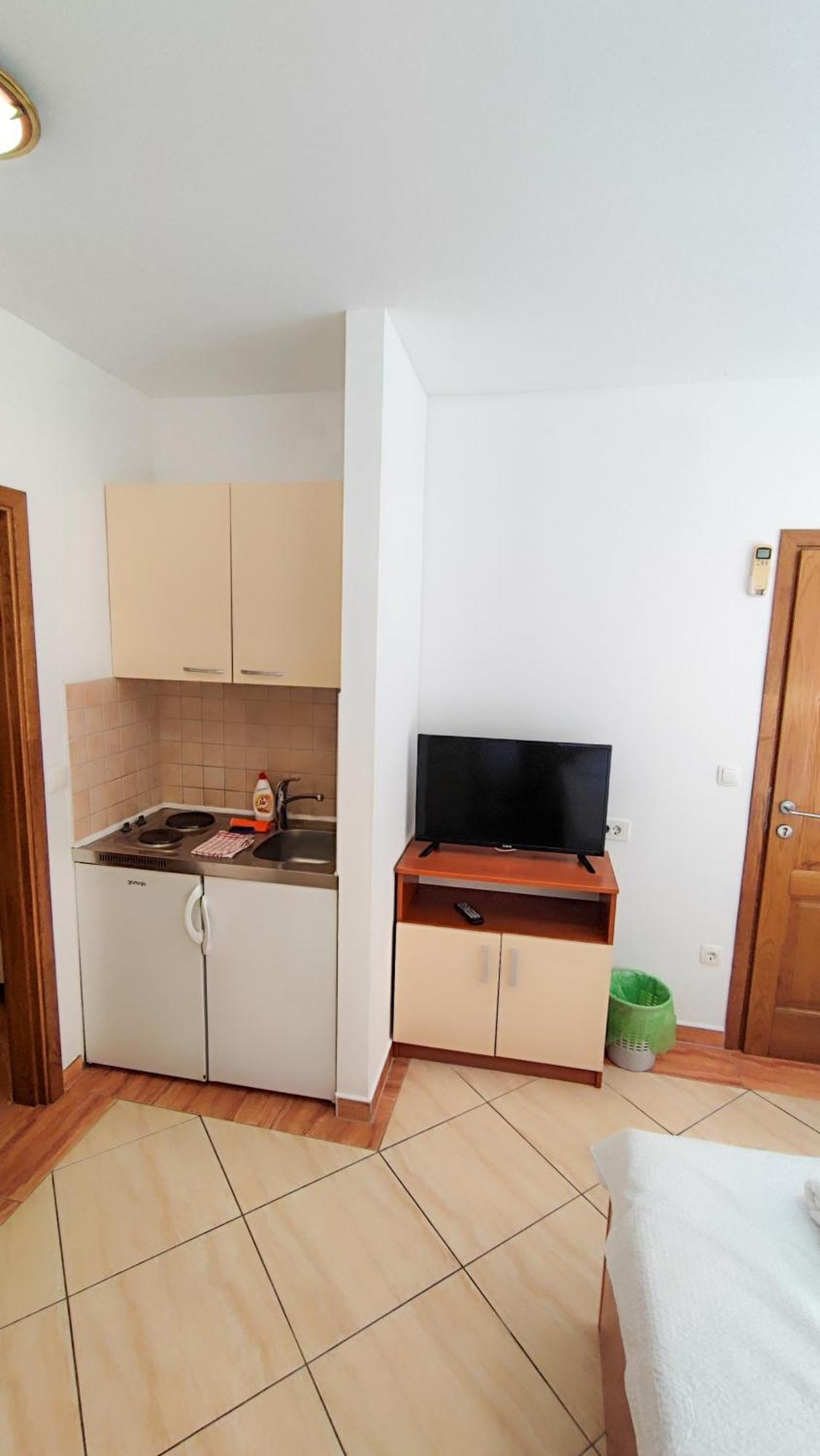 Villa Penava, Private Beach, Pool And 7Min To Trogir Chambre photo