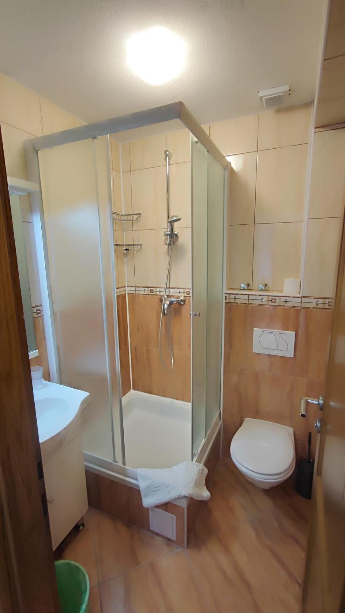 Villa Penava, Private Beach, Pool And 7Min To Trogir Chambre photo