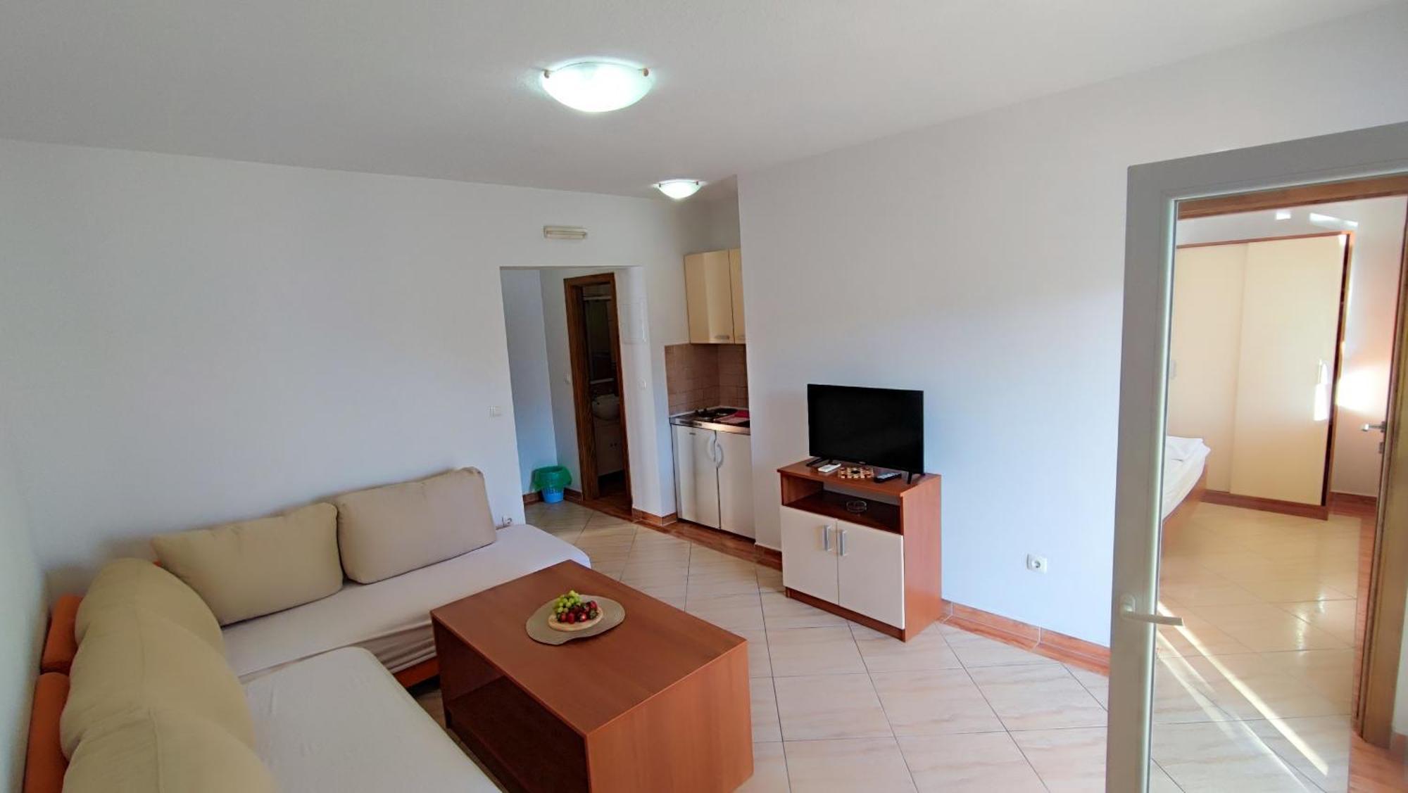 Villa Penava, Private Beach, Pool And 7Min To Trogir Chambre photo