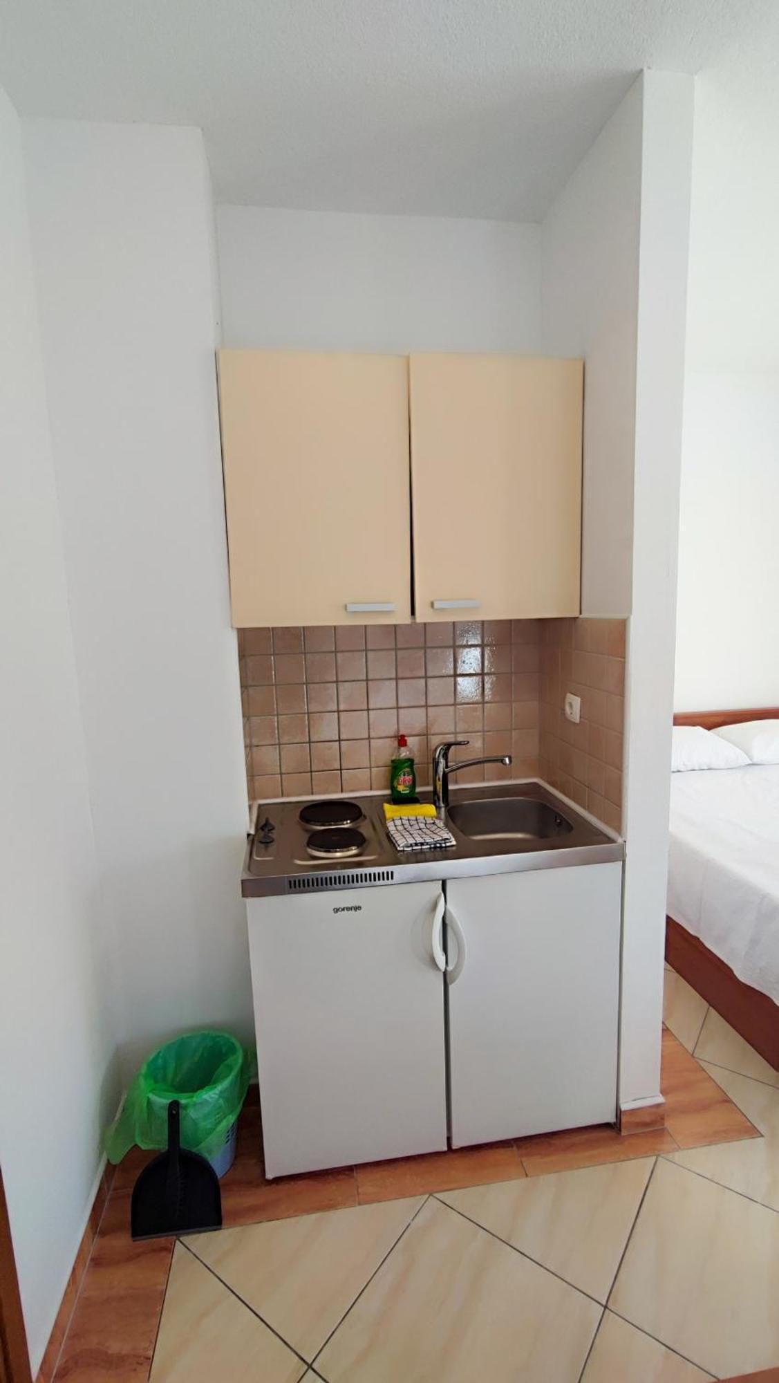Villa Penava, Private Beach, Pool And 7Min To Trogir Chambre photo