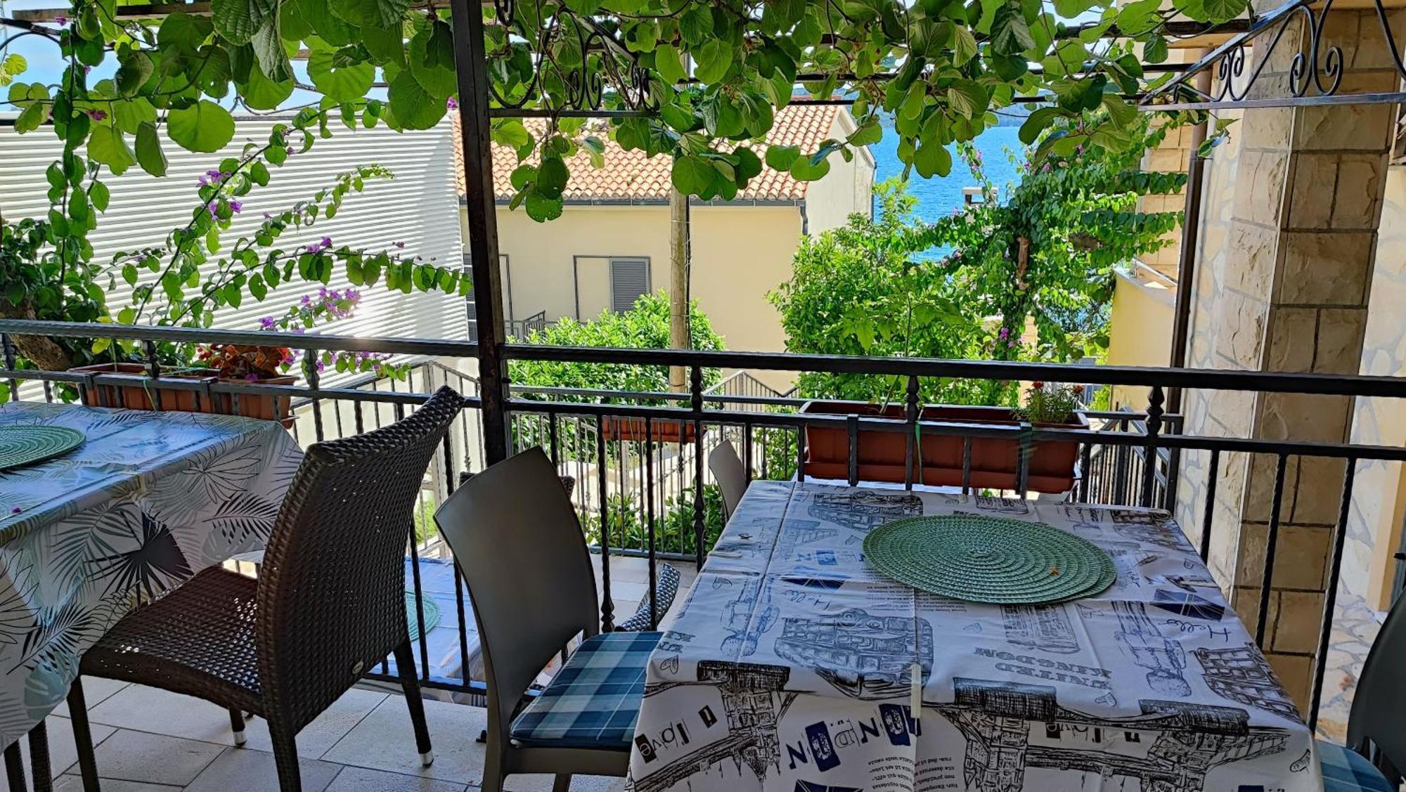 Villa Penava, Private Beach, Pool And 7Min To Trogir Chambre photo